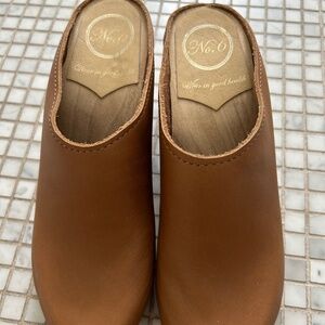 No. 6 Old School Wedge High heel Clogs 37 Honey